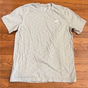 Nike Men’s Swoosh T-shirt Medium